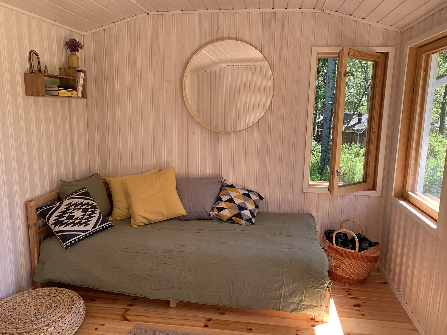 Interior Off Grid Home Interior Off Grid Home