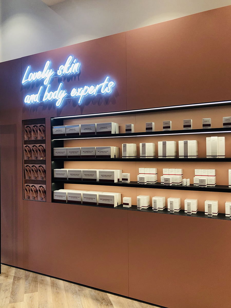 Lovely by skin institute