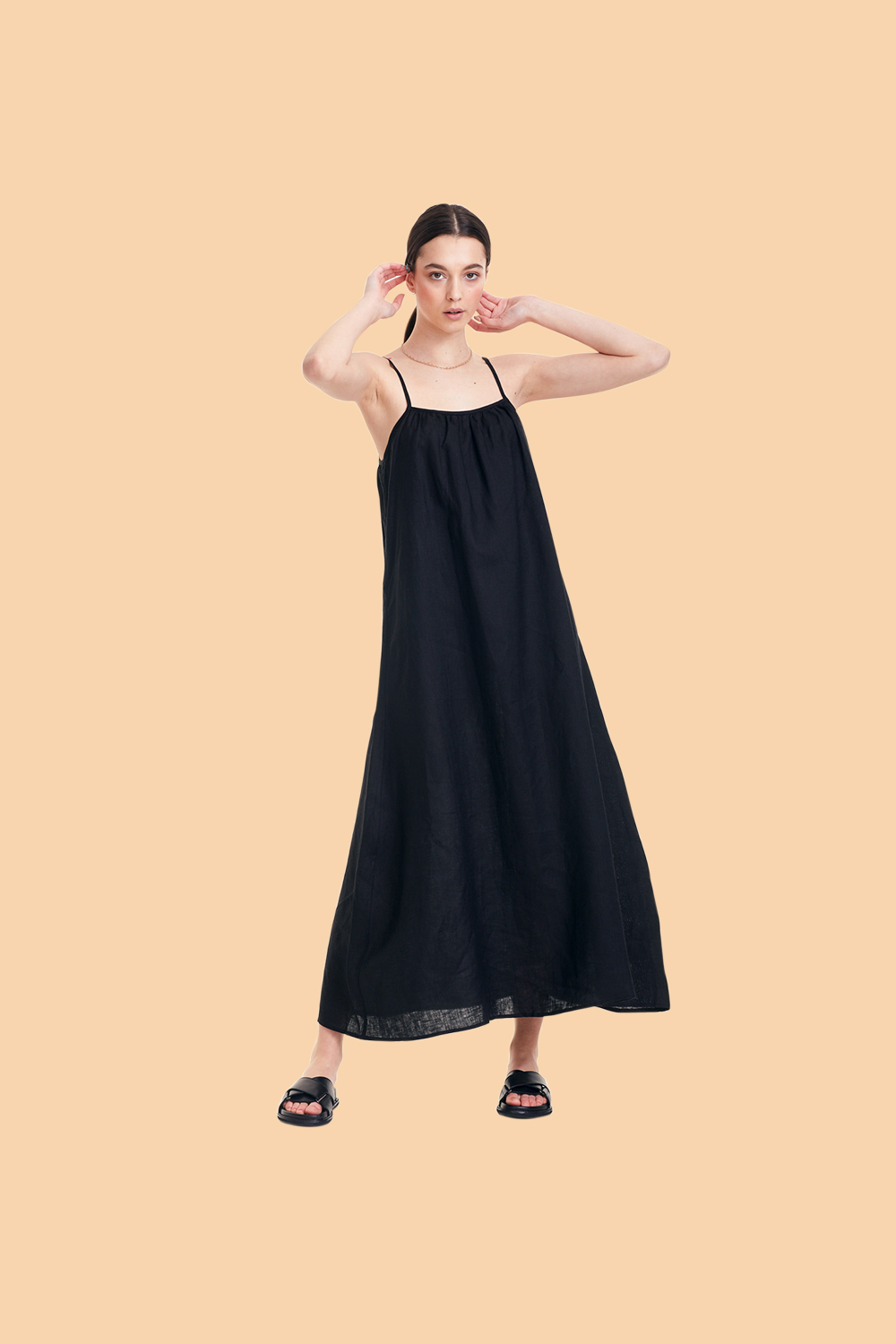 The Commoners, Women’s Linen Gathered Maxi Dress in Black The Commoners, Women’s Linen Gathered Maxi Dress in Black