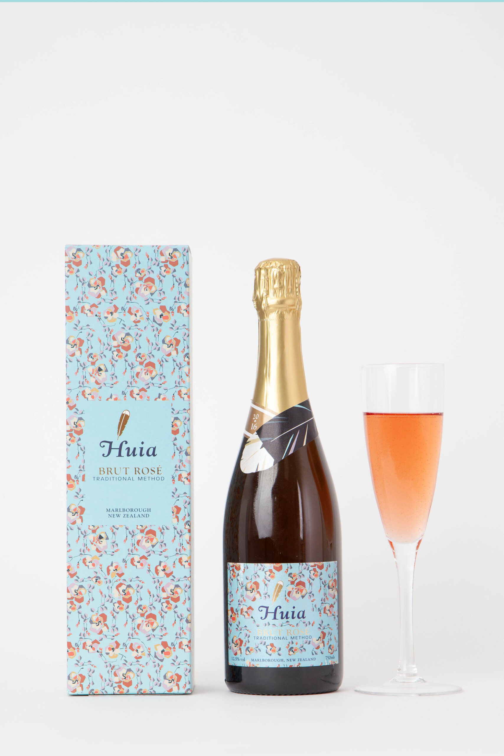 Huia Rose 001