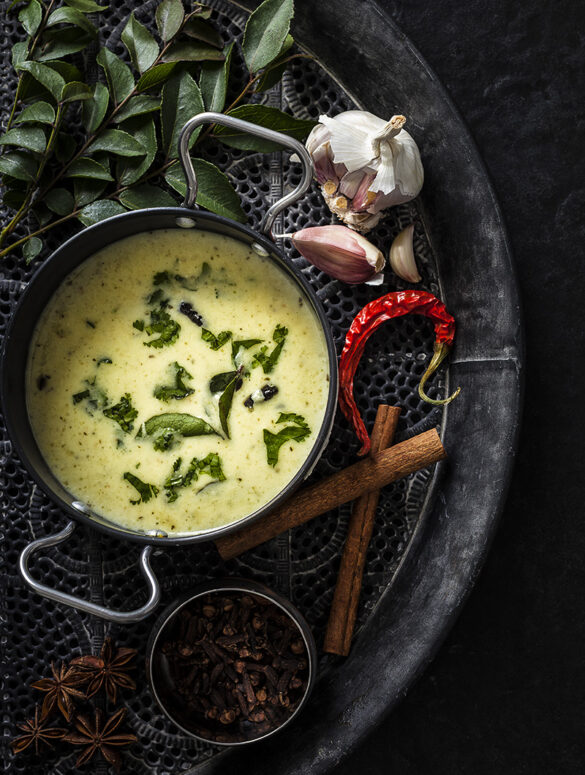 spicy yoghurt gravy