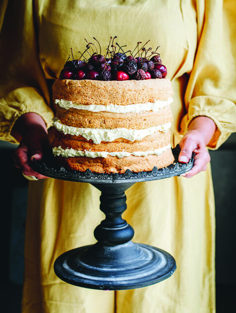Spiced Victoria sponge
