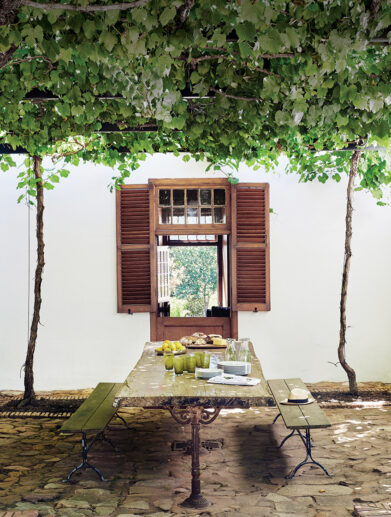 alfresco dining