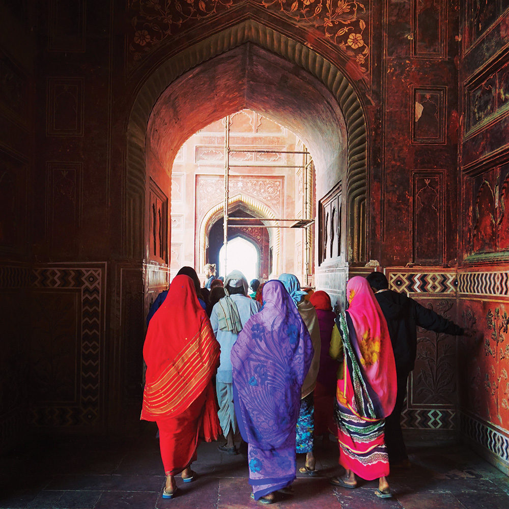 Leigh Richardson Saris
