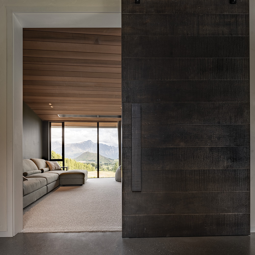 Maunga Ora Lounge Hall