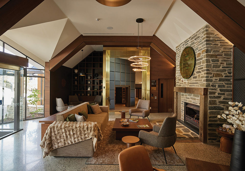 Coronet Ridge Resort Lobby copy Coronet Ridge Resort