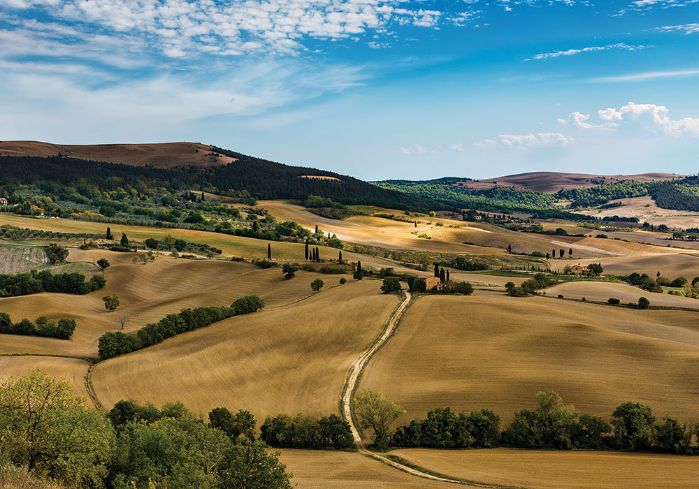 Pienza daniele-toti-BxNdDOnAsLc-unsplash copy