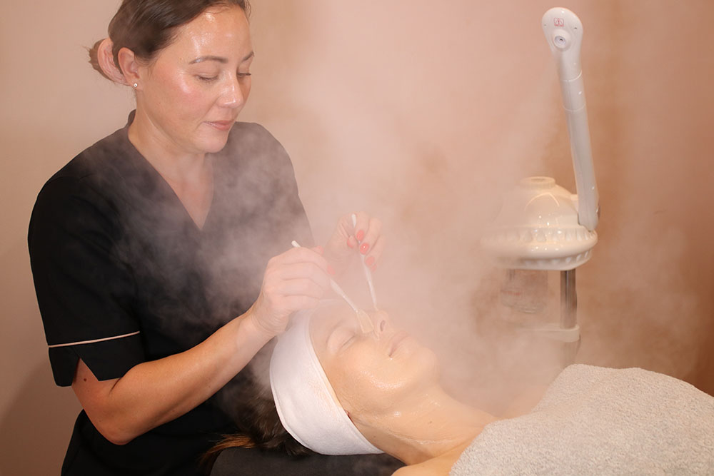 Caci Clinic, B12 Facial & Dermaplaning (3) Copy copy