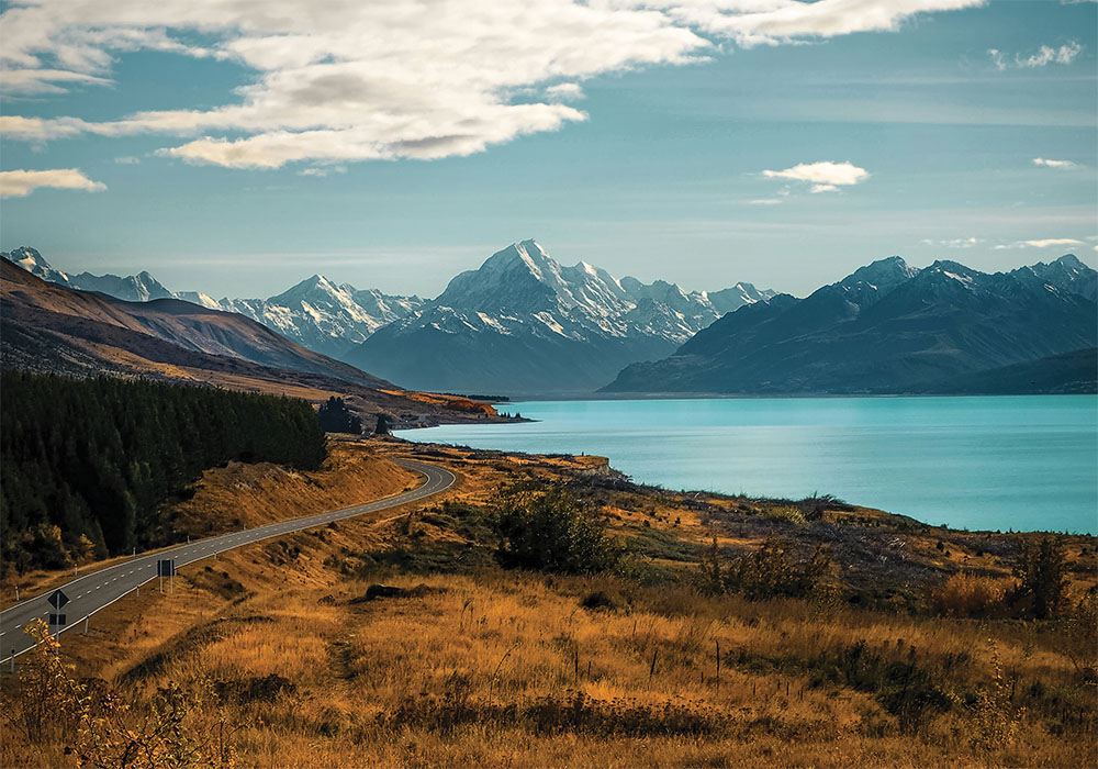 LAKE PUKAKI, kuno-schweizer-LrlEJr8PKWw-unsplash copy