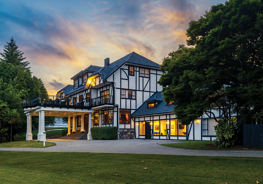 Hana Lodge copy
